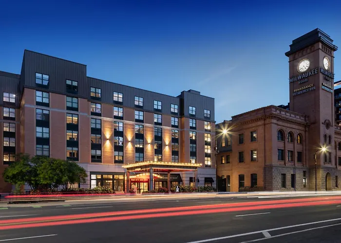 Hotel with view: Renaissance Minneapolis Hotel, The Depot